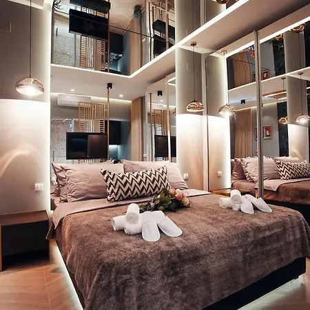 Monza Mirror Apartment Kikinda Exterior photo